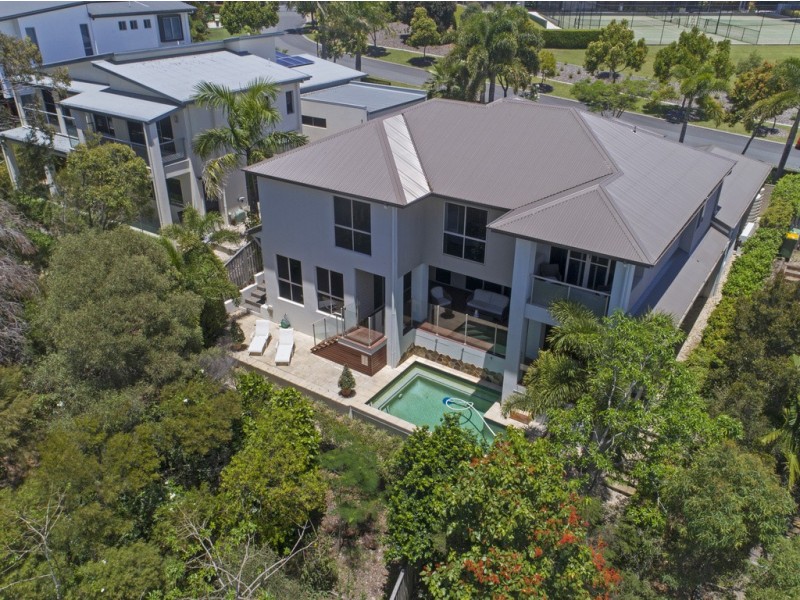 9 Village High Crescent, Coomera Waters QLD 4209