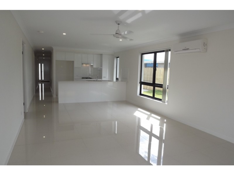 5 Doherty Drive, Pimpama QLD 4209