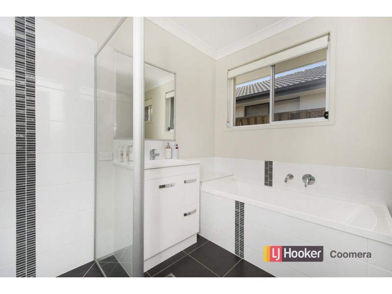 12 Danbulla Street, Pimpama QLD 4209