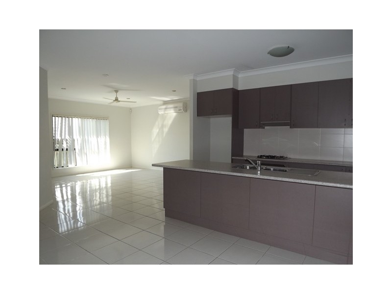 12 Paradise Drive, Coomera QLD 4209