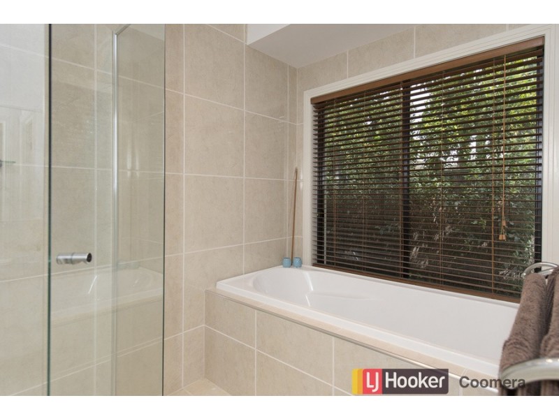 10 Kingtide Lane, Coomera Waters QLD 4209