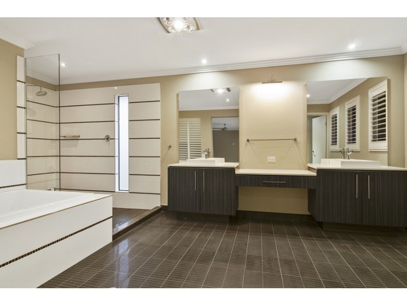 21 Balmara Place, Coomera Waters QLD 4209