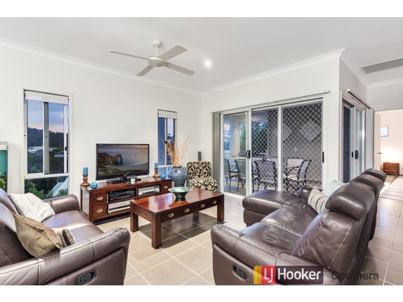 15 Chinaberry Crescent, Upper Coomera QLD 4209