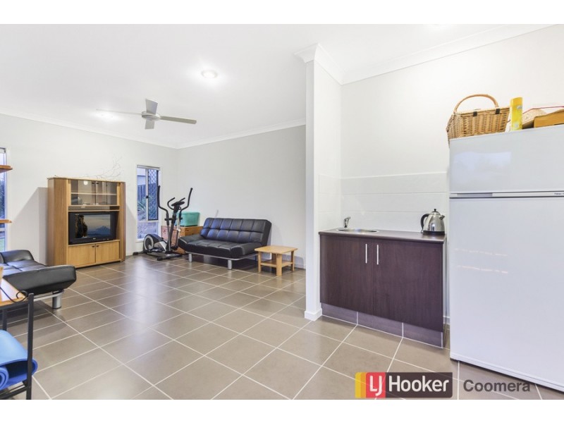 15 Chinaberry Crescent, Upper Coomera QLD 4209