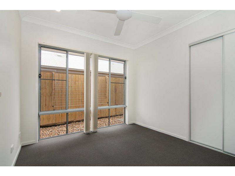 7 Crinum Circuit, Coomera QLD 4209