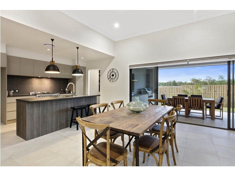 9 Sudbury Drive, Pimpama QLD 4209