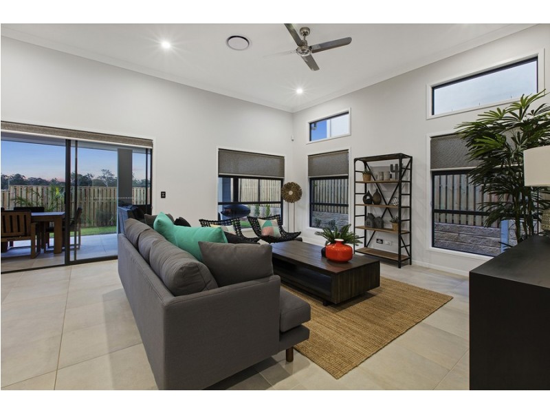 9 Sudbury Drive, Pimpama QLD 4209