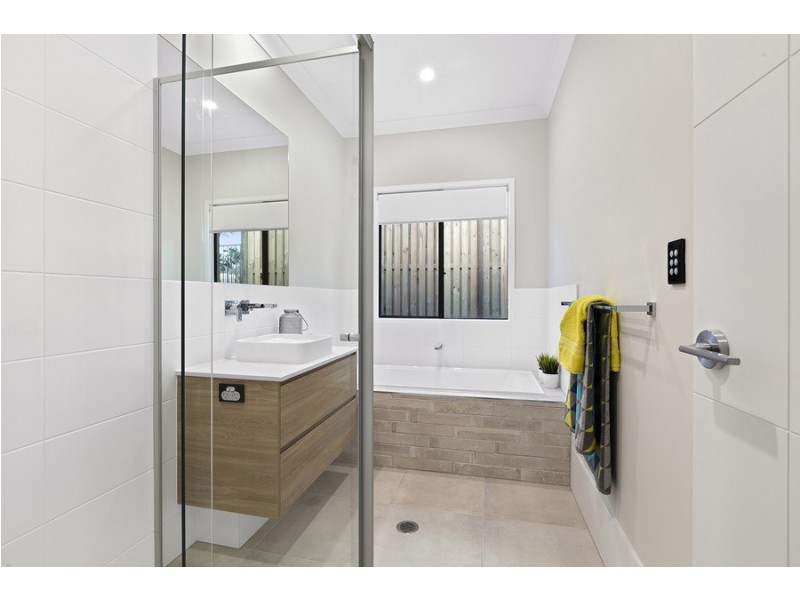 9 Sudbury Drive, Pimpama QLD 4209