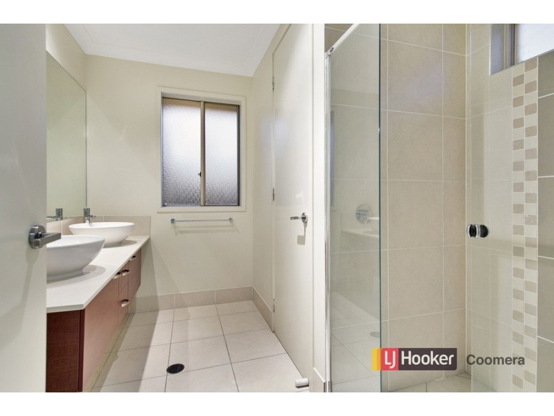 24 Rose Valley Drive, Upper Coomera QLD 4209