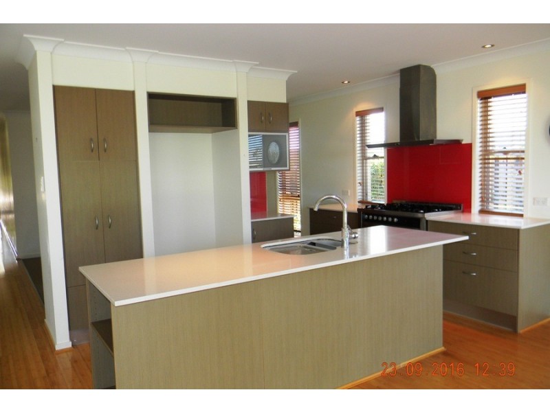 18 Conestoga Way, Upper Coomera QLD 4209