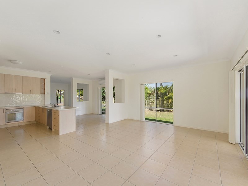 4 Seabird Lane, Coomera Waters QLD 4209