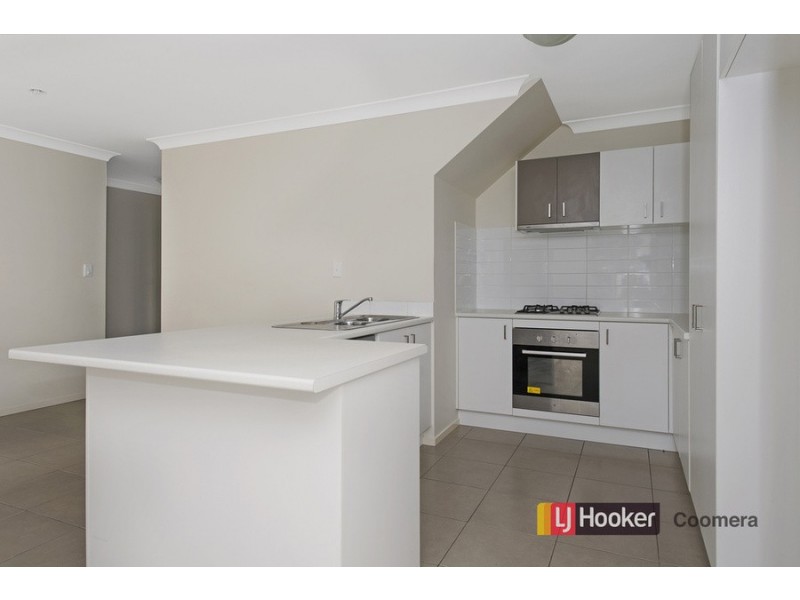 2/57 Lisa Crescent, Coomera QLD 4209