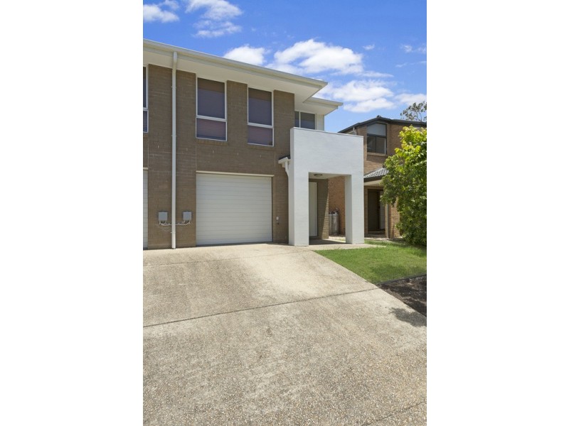 4/22 Christine Drive, Coomera QLD 4209