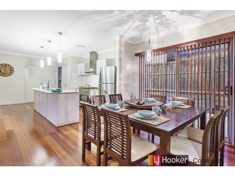 17 Garawarra Crescent, Upper Coomera QLD 4209