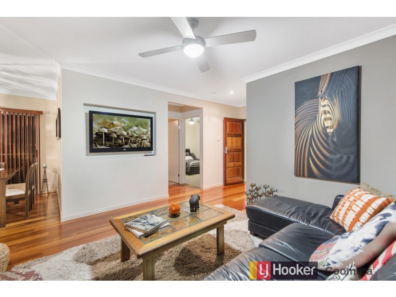 17 Garawarra Crescent, Upper Coomera QLD 4209