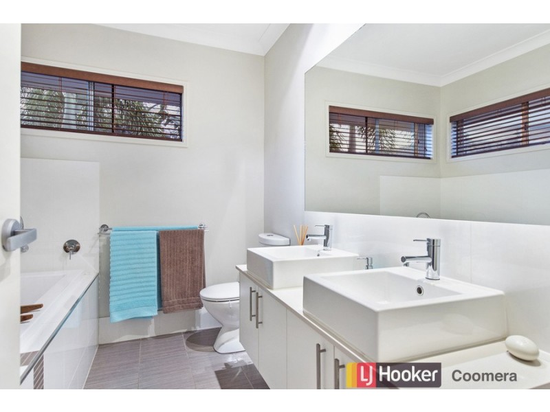 17 Garawarra Crescent, Upper Coomera QLD 4209