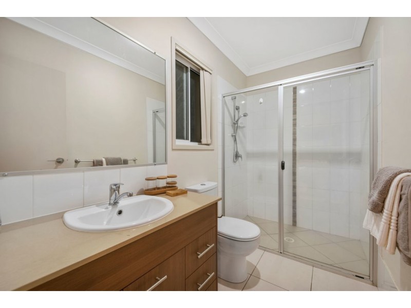 8 Henry Street, Coomera QLD 4209