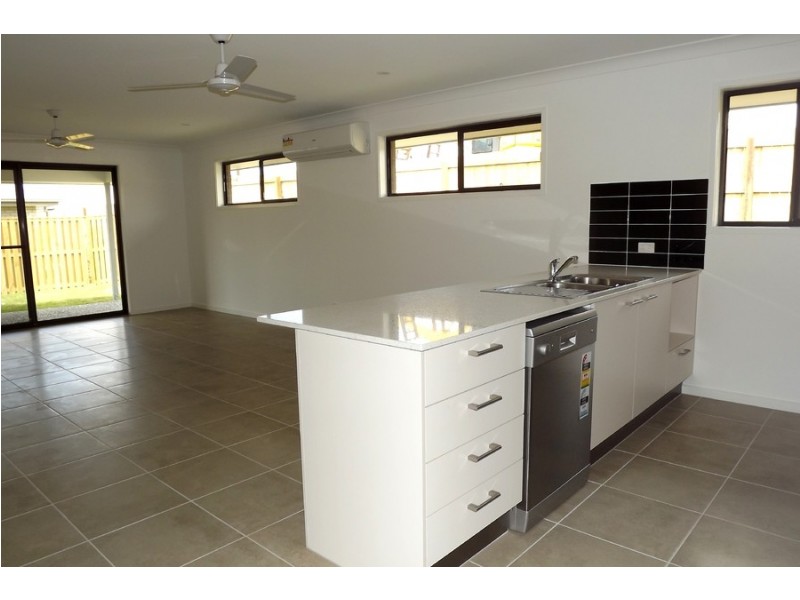 10 Greenwich Avenue, Pimpama QLD 4209