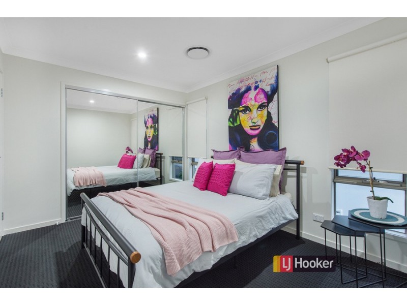 44 North Quay Circuit, Hope Island QLD 4212