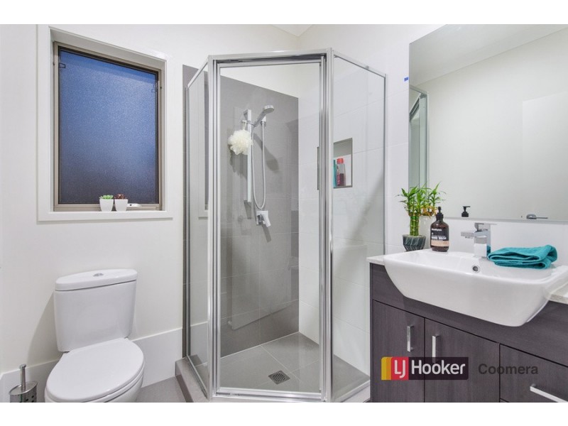 44 North Quay Circuit, Hope Island QLD 4212