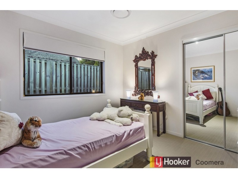 22 Kintail Lane, Coomera Waters QLD 4209