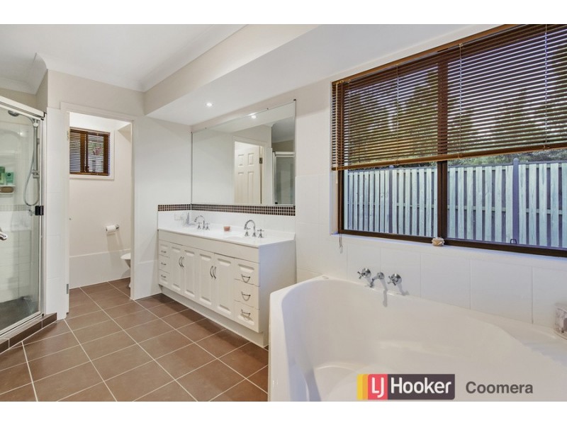 22 Kintail Lane, Coomera Waters QLD 4209