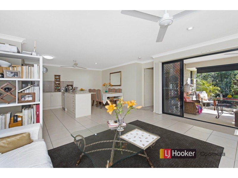 2/1 Freestone Drive, Upper Coomera QLD 4209