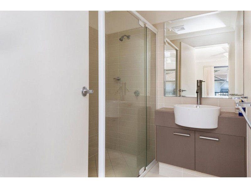 31/2 Jefferson Court, Upper Coomera QLD 4209