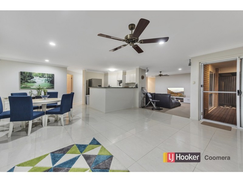 3 Waverley Park Close, Oxenford QLD 4210
