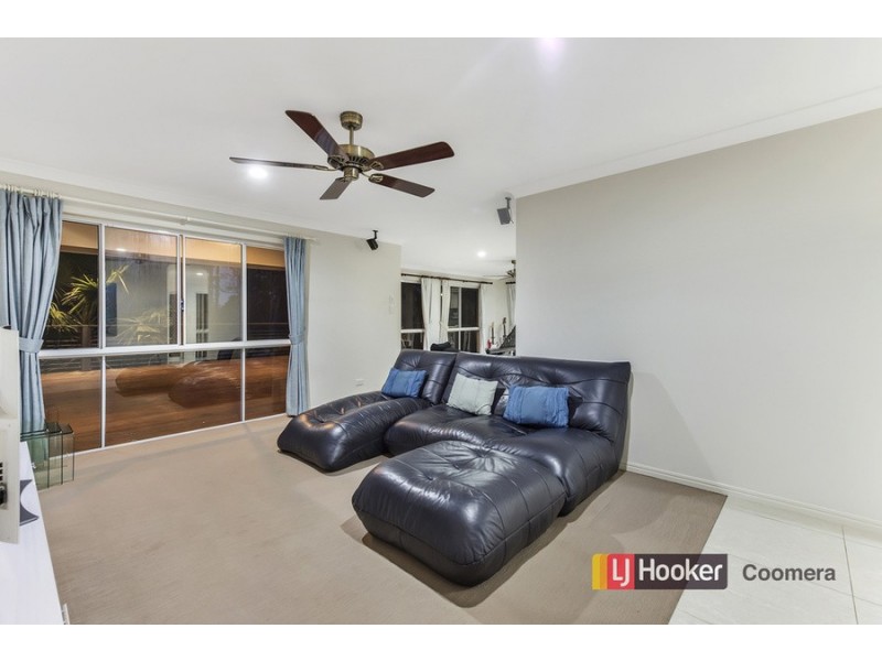 3 Waverley Park Close, Oxenford QLD 4210
