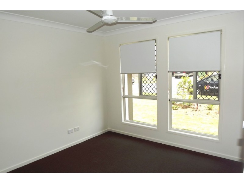 70 Taurus Circuit, Coomera QLD 4209