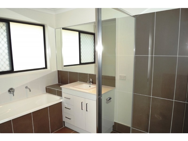 1 McWilliam Street, Pimpama QLD 4209