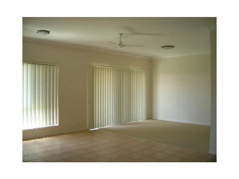 10 Firecrest Close, Upper Coomera QLD 4209