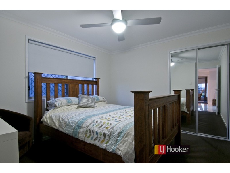 8 Isetta Court, Upper Coomera QLD 4209