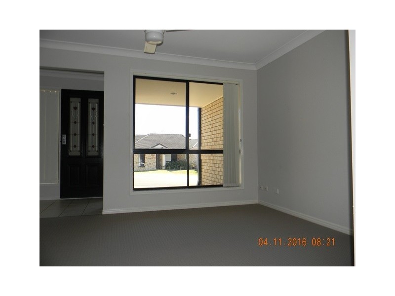 14 Rosefinch Street, Upper Coomera QLD 4209