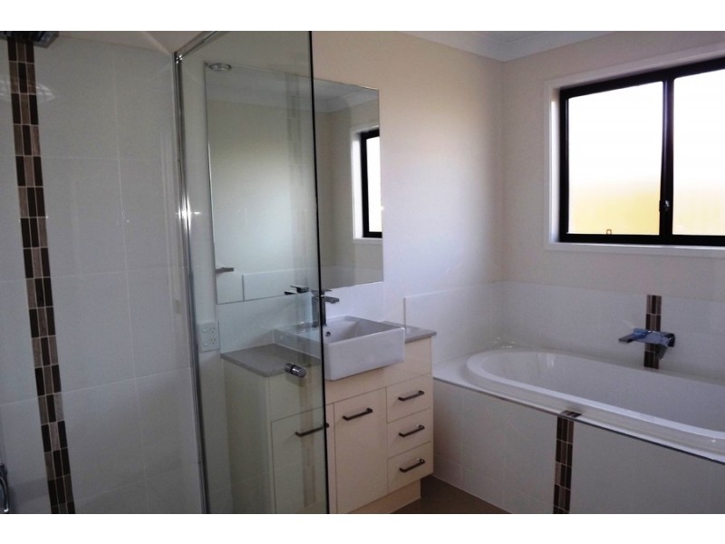 3 Doherty Drive, Pimpama QLD 4209