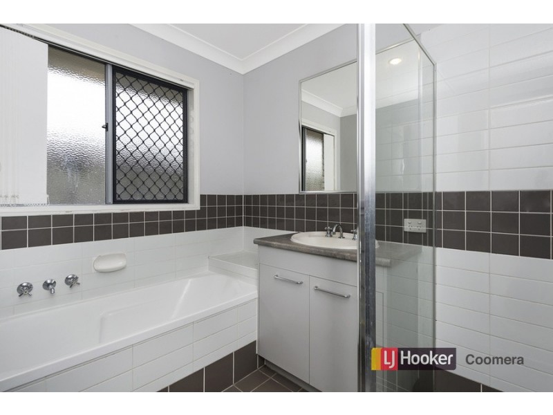 7 Goldcrest Drive, Upper Coomera QLD 4209