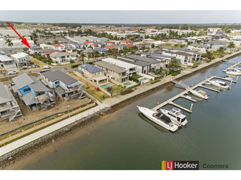 45 Sickle Avenue, Hope Island QLD 4212