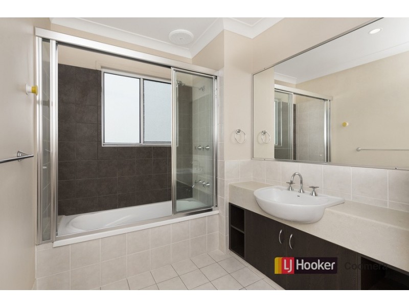 94/1 Sauvignon Parade, Upper Coomera QLD 4209