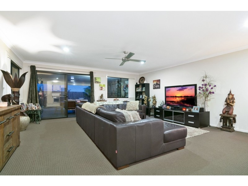 1/8 James Street, Pimpama QLD 4209