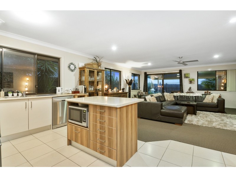 1/8 James Street, Pimpama QLD 4209