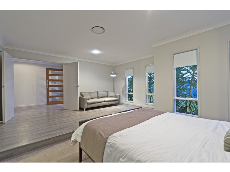 6 Solo Place, Coomera Waters QLD 4209