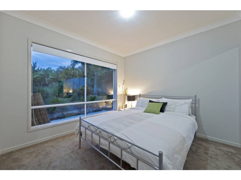 6 Solo Place, Coomera Waters QLD 4209