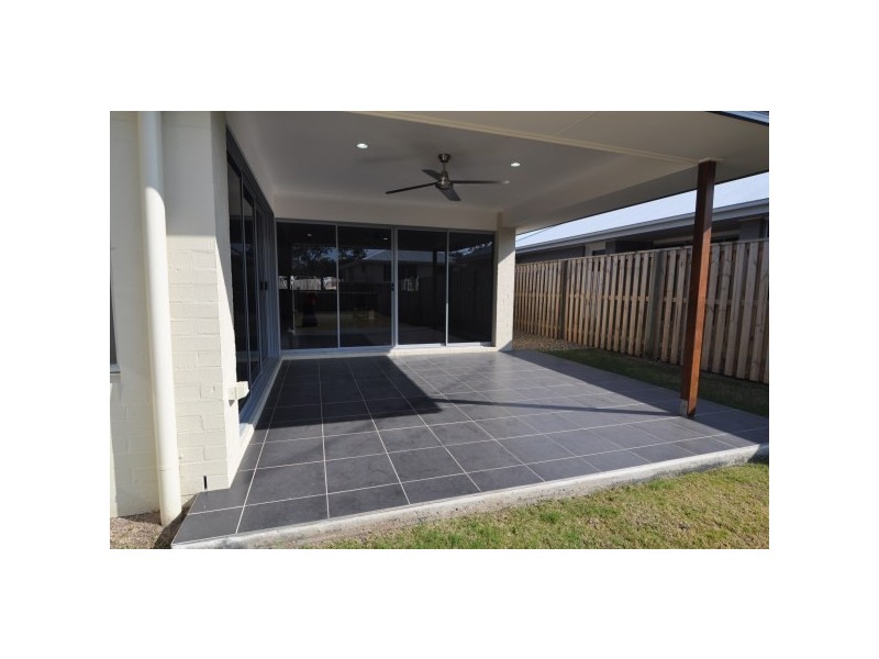 13 Cherry Court, Coomera QLD 4209