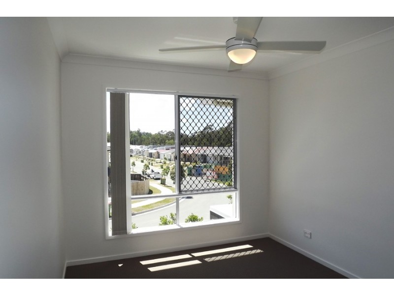 2/46 Gunther Avenue, Coomera QLD 4209