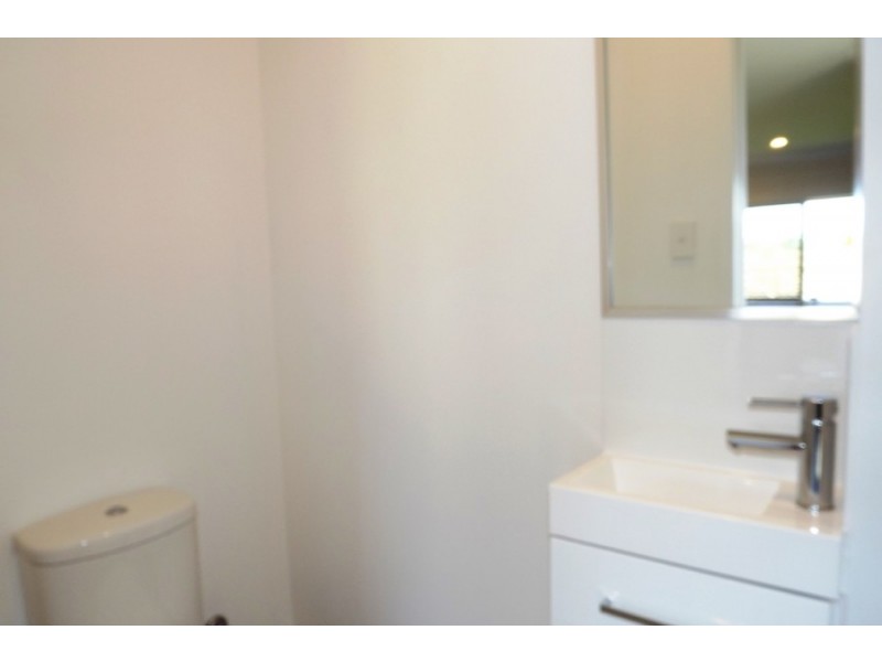 1/46 Gunther Avenue, Coomera QLD 4209