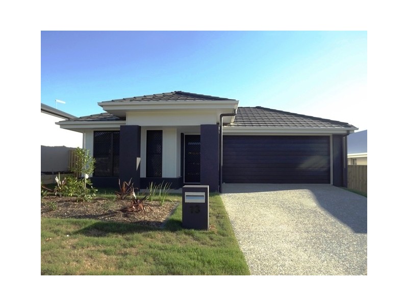 13 Giacco Street, Pimpama QLD 4209