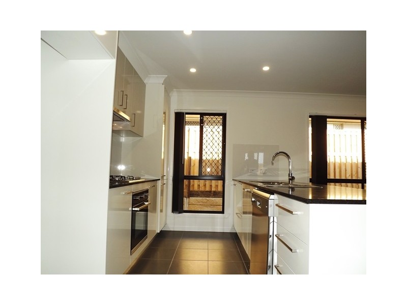 13 Giacco Street, Pimpama QLD 4209