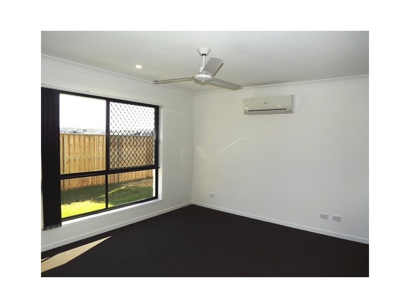 13 Giacco Street, Pimpama QLD 4209