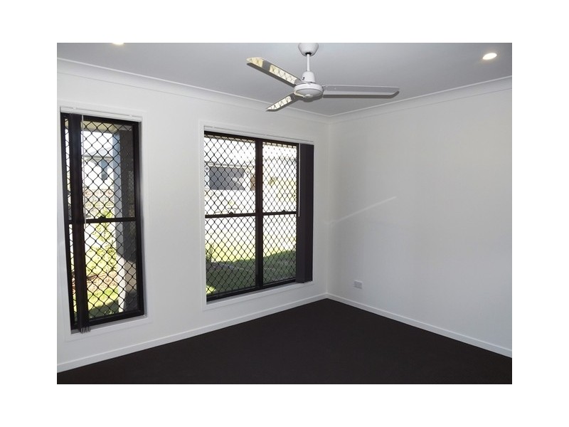 13 Giacco Street, Pimpama QLD 4209